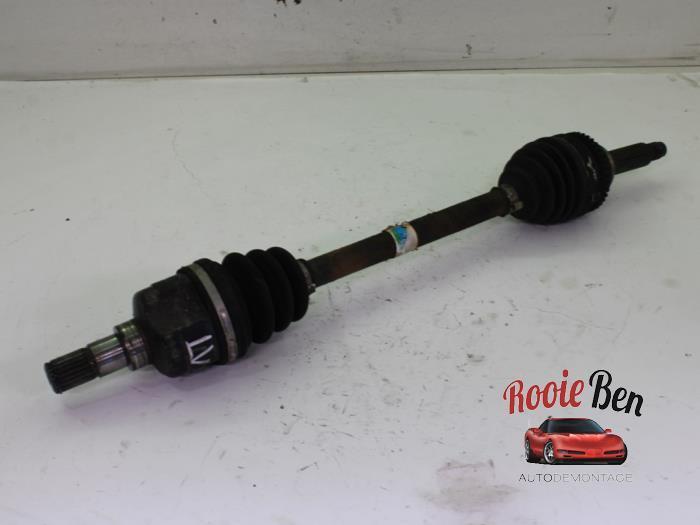 Aandrijfas links-voor van een Chevrolet Matiz, Auto-onderdelen, Remmen en Aandrijving, Chevrolet, Gebruikt, 3 maanden garantie