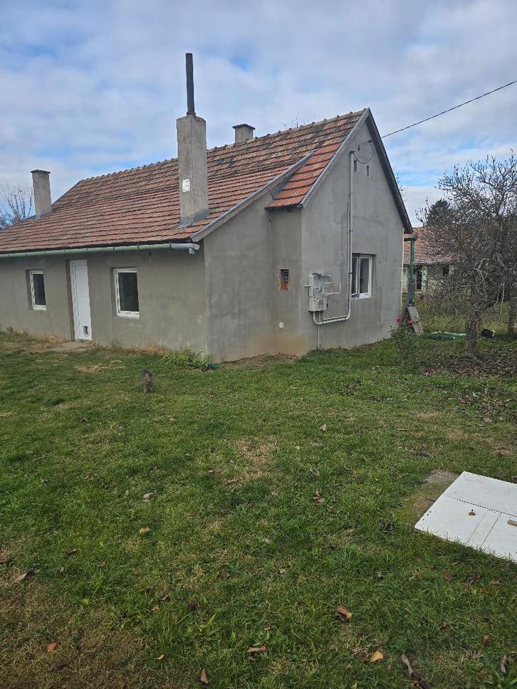 Mooi landhuisje in een super omgeving op 6400m² in Hongarije, Immo, Buitenland, Overig Europa, Woonhuis, Landelijk, Verkoop zonder makelaar