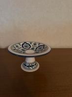 Schaal, Ophalen, Zo goed als nieuw