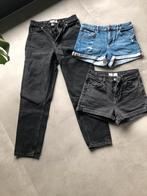 Jeansbroek + 2 shorts BERCHKA, Comme neuf, Enlèvement ou Envoi