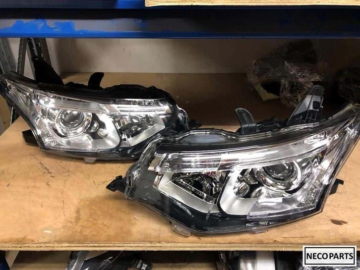 Mitsubishi outlander xenon koplamp compleet origineel, Auto-onderdelen, Verlichting, Mitsubishi, Gebruikt, Ophalen of Verzenden