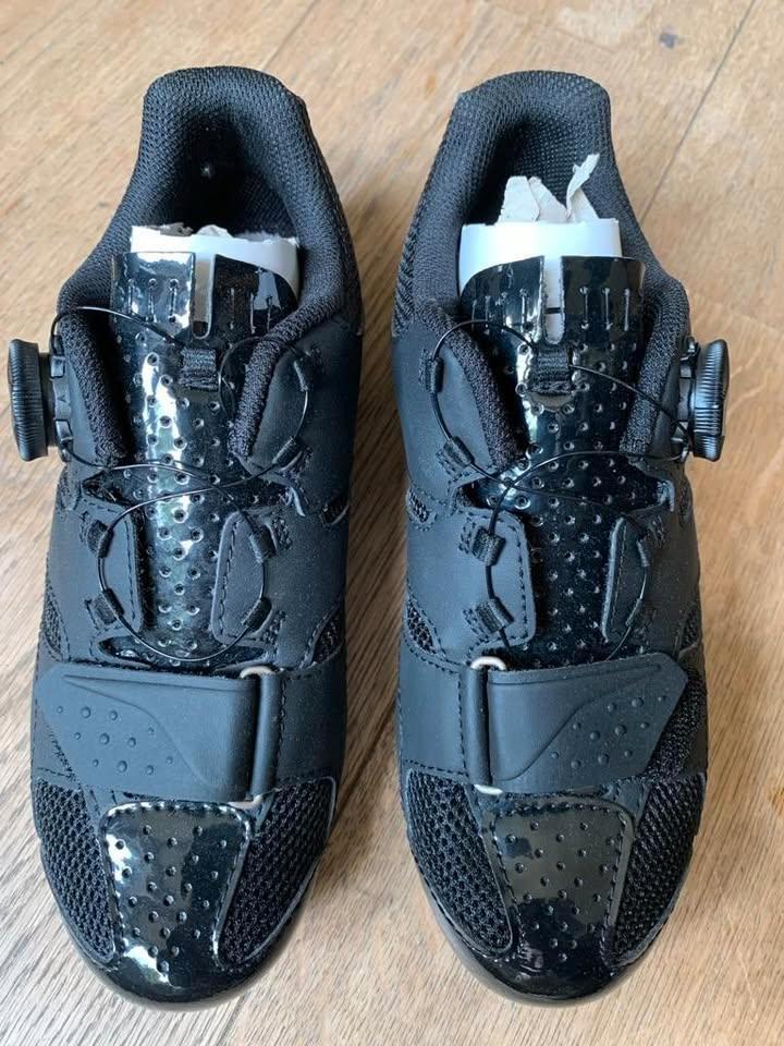 wielerschoenen Giro maat 36, Vélos & Vélomoteurs, Accessoires vélo | Vêtements de cyclisme, Enlèvement ou Envoi