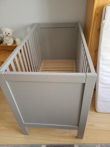 Evoluerend kinderbed beschikbaar voor biedingen