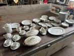 oude bediening aan tafel, Ophalen