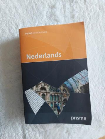 Prima woordenboek  beschikbaar voor biedingen