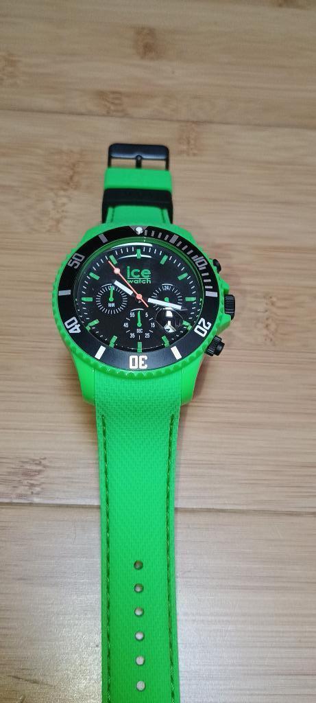 Ice Watch chrono vert néon L, Handtassen en Accessoires, Horloges | Heren, Zo goed als nieuw, Polshorloge, Ophalen of Verzenden