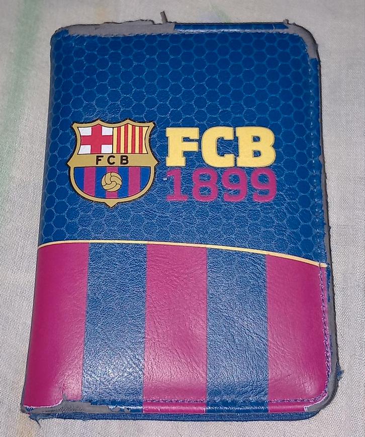 1 portefeuille et une petite poche Barcelone, Handtassen en Accessoires, Portemonnees, Gebruikt, Leder, Ophalen