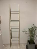 Etageres, Enlèvement, Utilisé