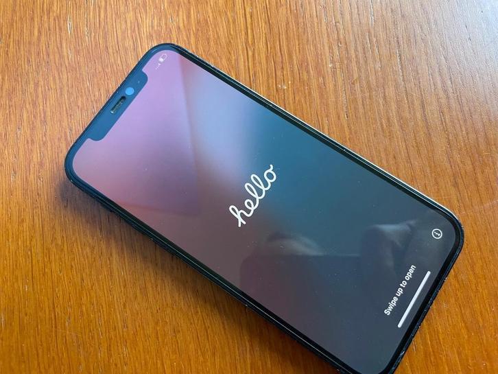 I Phone. 12 / 128 Go / Noir, Telecommunicatie, Mobiele telefoons | Apple iPhone, Zo goed als nieuw, 128 GB, Zonder abonnement