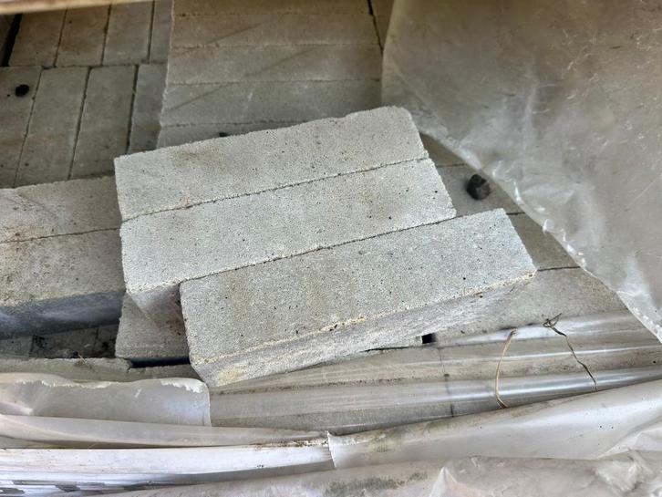 Lot betonklinkers 30m2 CASSAIA 20x5x6 cm (beige-wit), Tuin en Terras, Tegels en Klinkers, Nieuw, Klinkers, Beton, 10 m² of meer