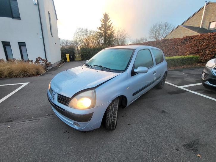 Renault Clio 2 phases 2, Autos, Renault, Particulier, Clio, ABS, Essence, Euro 4, Boîte manuelle, Autres couleurs, Bleu, Tissu