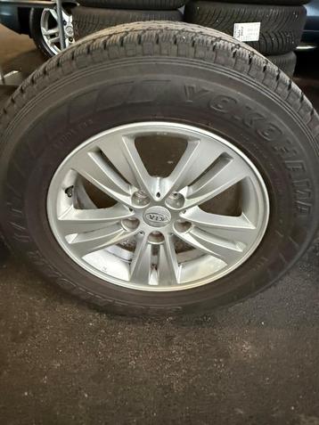 Kia Yokohama winterbanden + velgen beschikbaar voor biedingen