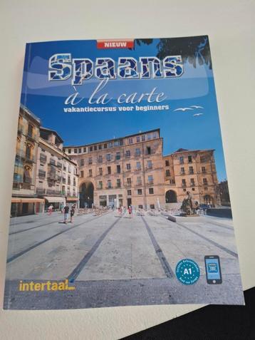 Boek Spaans à la carte (intertaal) beschikbaar voor biedingen