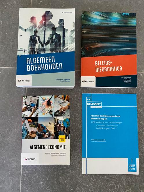 Schoolboeken handelswetenschappen, Boeken, Schoolboeken, Zo goed als nieuw, Economie, Ophalen