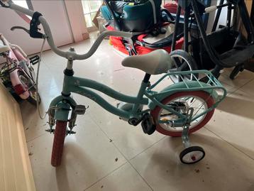 Velo 14 pouces pour enfant 4-5 ans beschikbaar voor biedingen