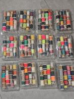 180 x binddraad,  tinsel , floss , mixed .12 dozen x 15, Watersport en Boten, Hengelsport | Vliegvissen, Ophalen of Verzenden