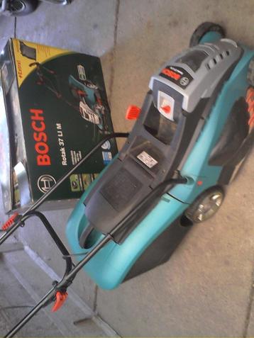 GRASMAAIER OP BATERIJ, Enlèvement, Utilisé, Tondeuses à gazon sur batterie, Bosch