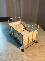 Antiek poppenbedje, Ophalen, Zo goed als nieuw