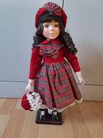 Grande poupée à la robe rouge et béret, Ophalen of Verzenden, Nieuw, Pop