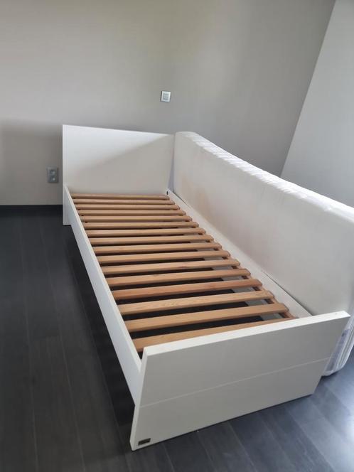 Childwood quatro White kinderbed, Kinderen en Baby's, Kinderkamer | Bedden, Gebruikt, Lattenbodem, Matras, Ophalen