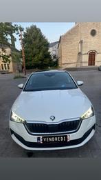 Skoda 64 000 km boite auto, Auto's, Skoda, Automaat, Scala, Wit, Leder