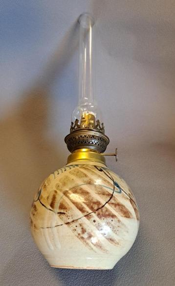 olielamp in keramiek/glas beschikbaar voor biedingen