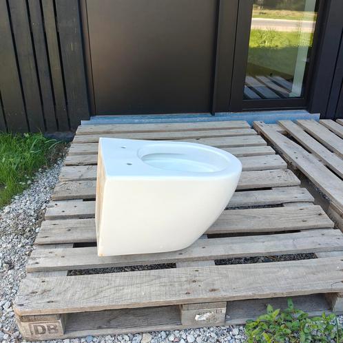 wc x20, Doe-het-zelf en Bouw, Sanitair, Gebruikt, Ophalen