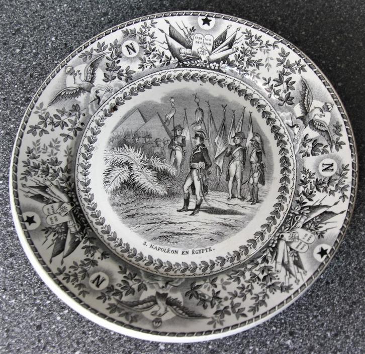 Bord in porcelein met afbeelding van Napoleon, Antiek en Kunst, Curiosa en Brocante, Ophalen