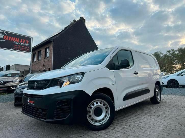 Peugeot partner XL 2019 022000KM Euro6d 1.2benzine 1st eig, Auto's, Bestelwagens en Lichte vracht, Bedrijf, Te koop, ABS, Airbags