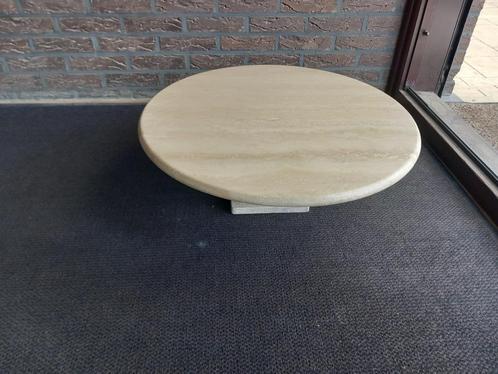 Table d'appoint/table basse ronde en travertin, Maison & Meubles, Tables | Tables d'appoint, Enlèvement ou Envoi