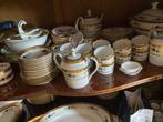Service  limoges 110 delig plus 8 escargots bordjes, Antiek en Kunst, Ophalen