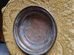 Zeer oude metalen plaat met de hand gemaakt, Ophalen of Verzenden