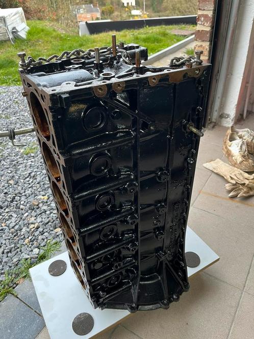 Bloc moteur nu pour Mercedes-Benz 300SE W126, Auto-onderdelen, Motor en Toebehoren, Mercedes-Benz, Gebruikt