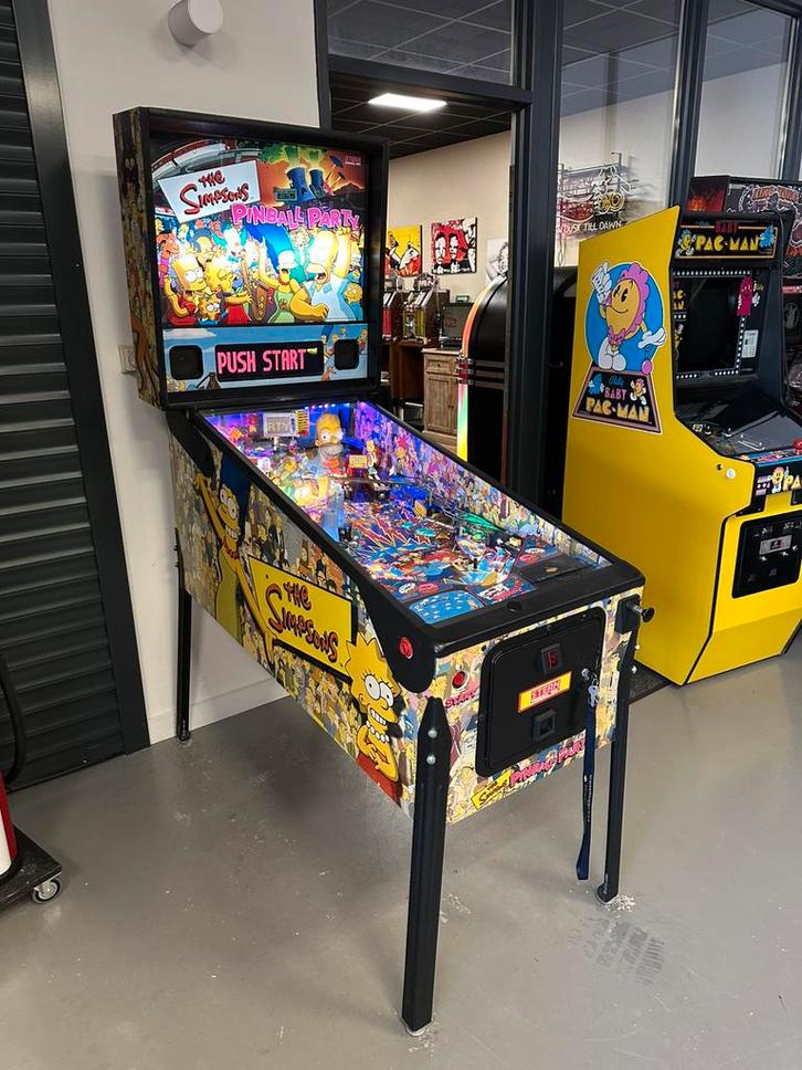 Prachtige flipperkast Stern The Simpsons Pinball Party, Verzamelen, Automaten | Flipperkasten, Zo goed als nieuw, Dot-matrix, Flipperkast