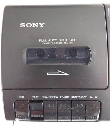 Sony TCM-919  Desktop Cassette Recorder (1993-94), Enlèvement, Simple, Sony
