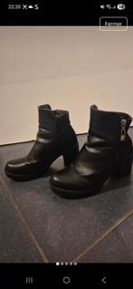 Bottines noire, Enlèvement ou Envoi, Chaussea, Boots et Botinnes, Porté