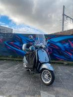 Vespa Primavera Touring 2022 B klasse, Fietsen en Brommers, Ophalen of Verzenden