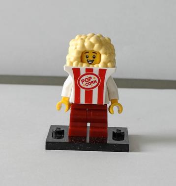 Lego minifigure popcorn