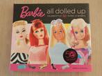 Boek Barbie 'all dolled up, celebrating 50 years of barbie', Enlèvement, Comme neuf, Barbie