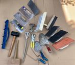 Tegel gereedschap allerlei, Enlèvement