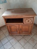 TV KAST VOL EIK  MET DRAAIPLATEAU, Enlèvement