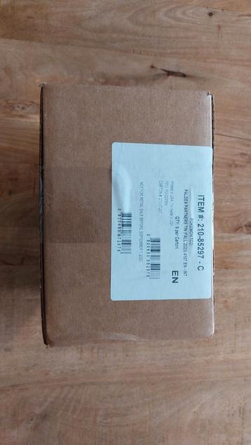 Sealed case Paldea Partners Tins beschikbaar voor biedingen