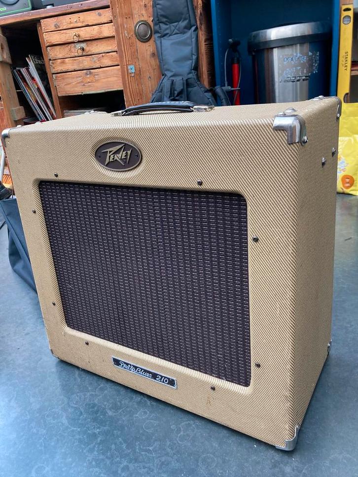 Peavey Delta Blues 210 fabriqué aux États-Unis, Musique & Instruments, Amplis | Basse & Guitare, Utilisé, Guitare, Moins de 50 watts
