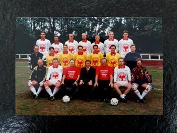 Ploegfoto voetbalclub - KSC Blankenberge (jaren 90) beschikbaar voor biedingen