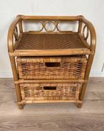 Rieten bijzetkastje, Huis en Inrichting, Ophalen of Verzenden, Zo goed als nieuw