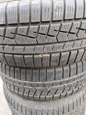 4x Pneus 225 60 R17 99H Yokohama M+S Hiver  beschikbaar voor biedingen