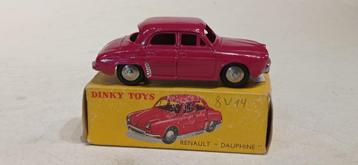 DINKY TOYS FRANKRIJK RENAULT DAUPHINE REF 24E beschikbaar voor biedingen