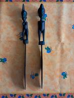 2 poignards africains, homme/femme, Enlèvement