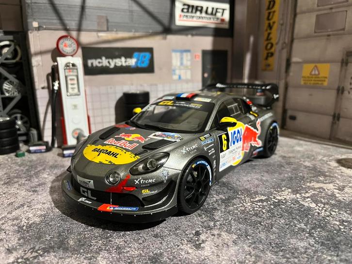 1:18 Alpine A110 RGT Loeb 2024 - neuve dans sa boite, Hobby & Loisirs créatifs, Voitures miniatures | 1:18, Comme neuf, Voiture