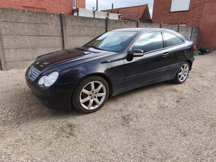 Mercedes C220 cdi Coupé 276dkm, Auto's, Mercedes-Benz, Particulier, C-Klasse, ABS, Airbags, Airconditioning, Boordcomputer, Centrale vergrendeling